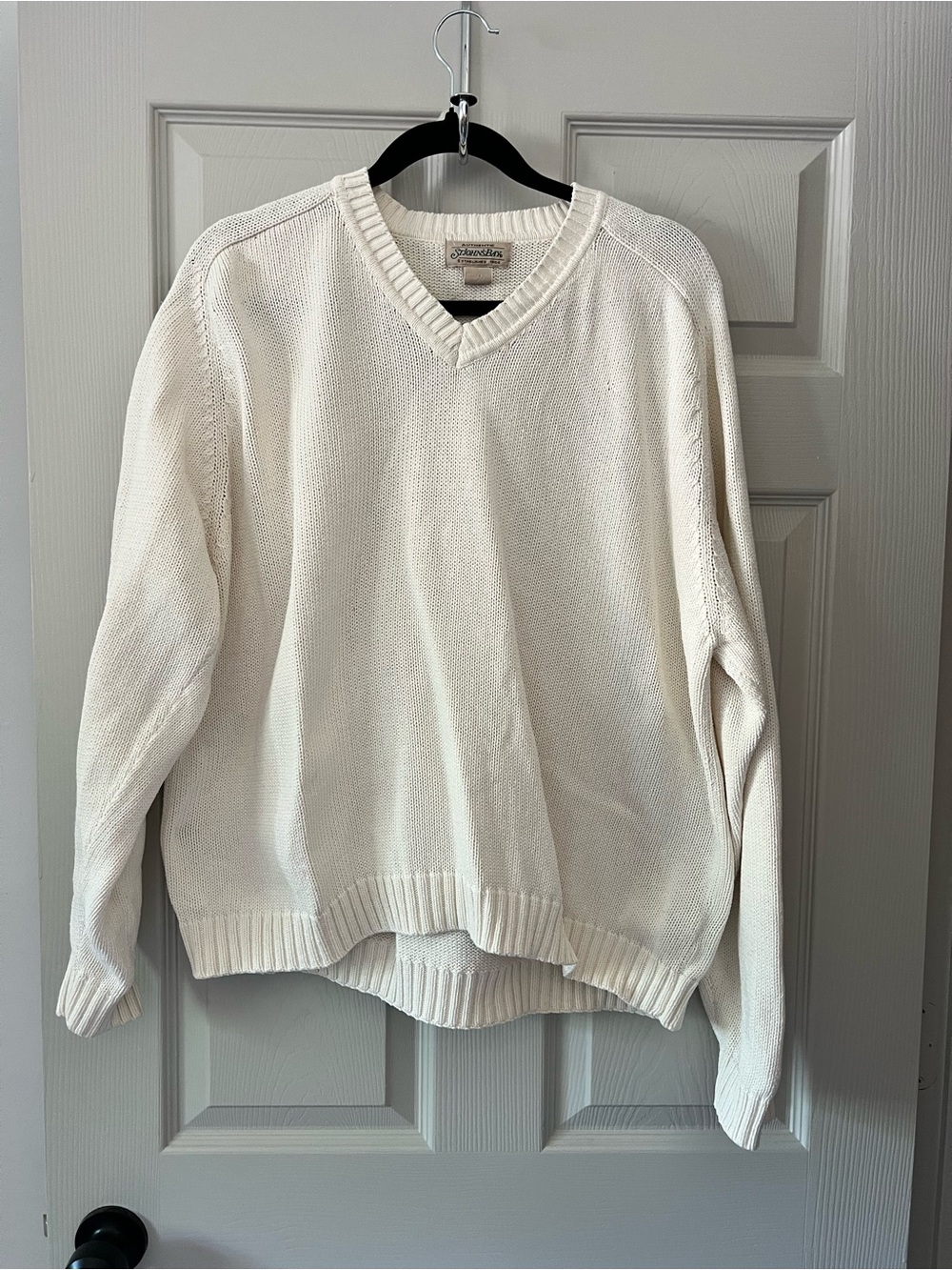 Vintage St. John's Bay Men's V-Neck Sweater in Ivory
